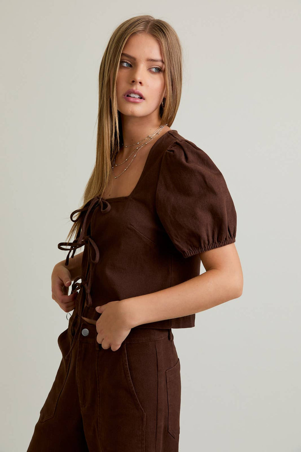 SHORT SLEEVE SQUARE NECK TIE FRONT OPEN TOP