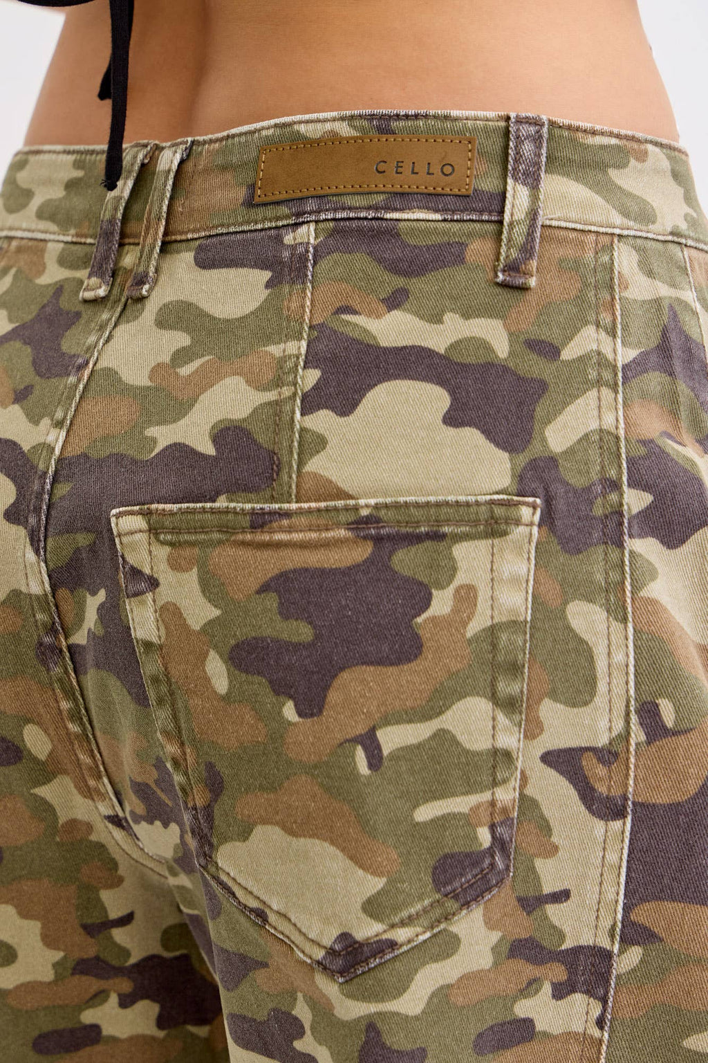 Camo Mid Waisted Barrel Jean