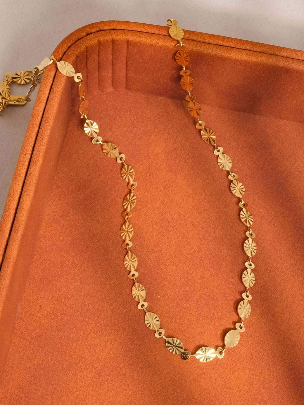 Non-Tarnish Oval Chain Necklace
