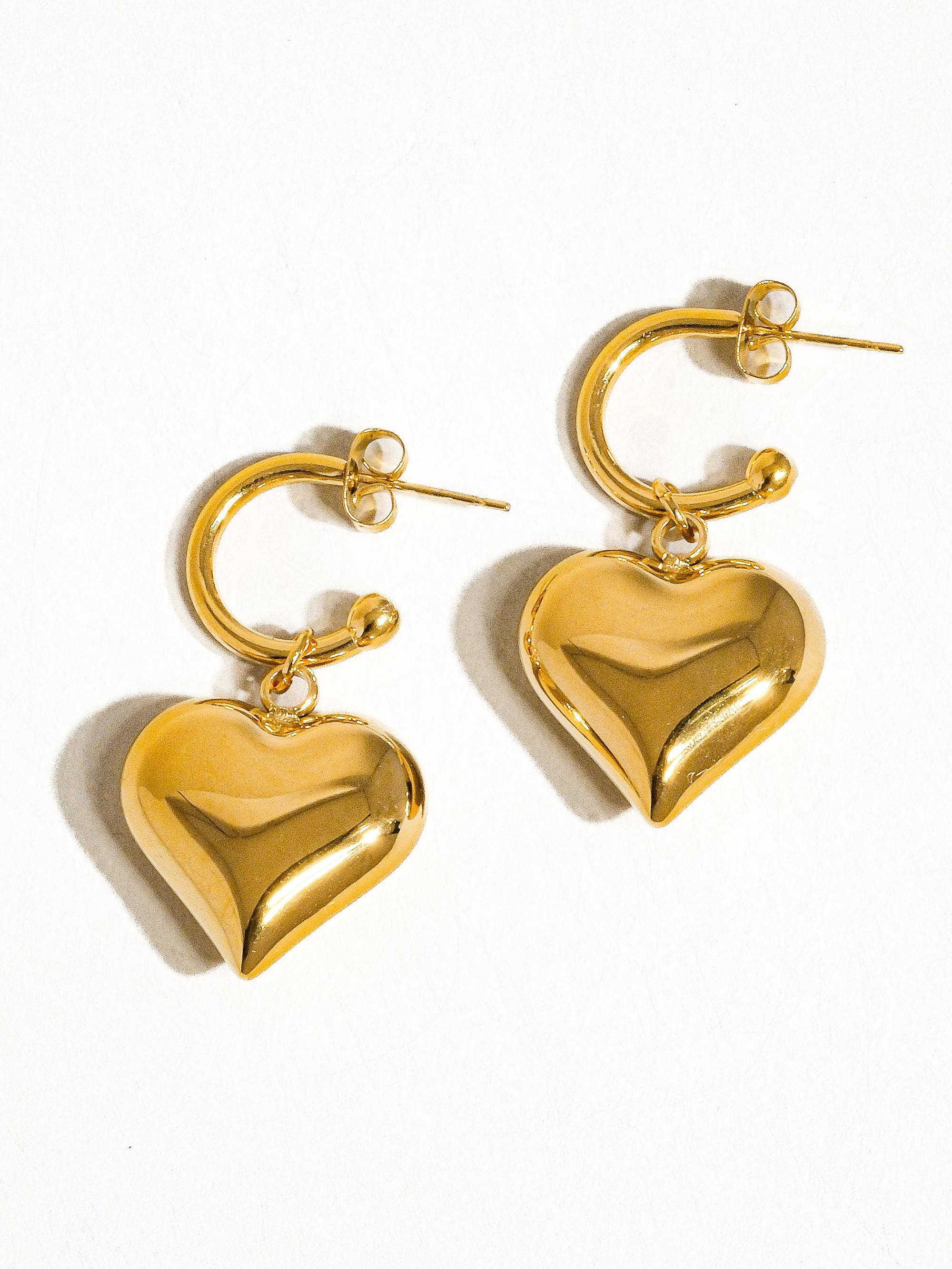 18K Non-Tarnish Dangle Heart Earring