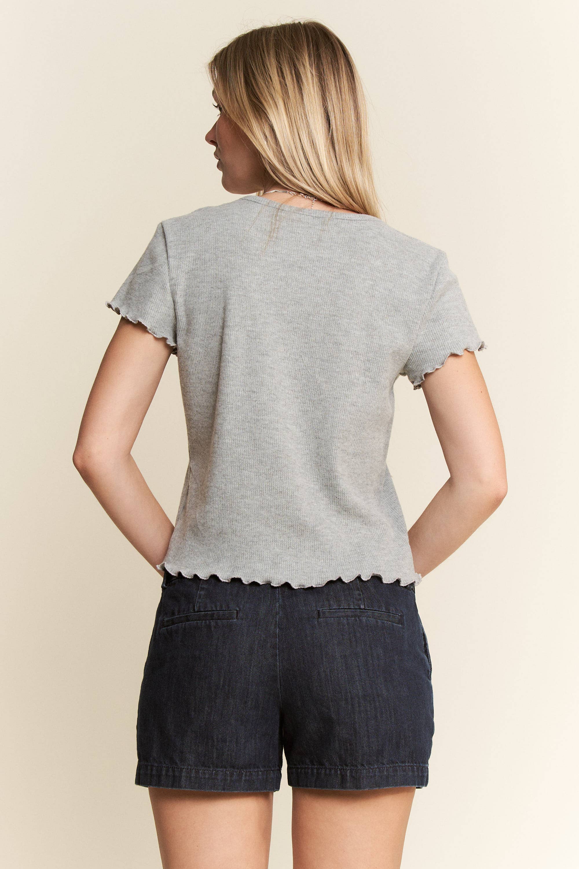 ruffle hem plus top