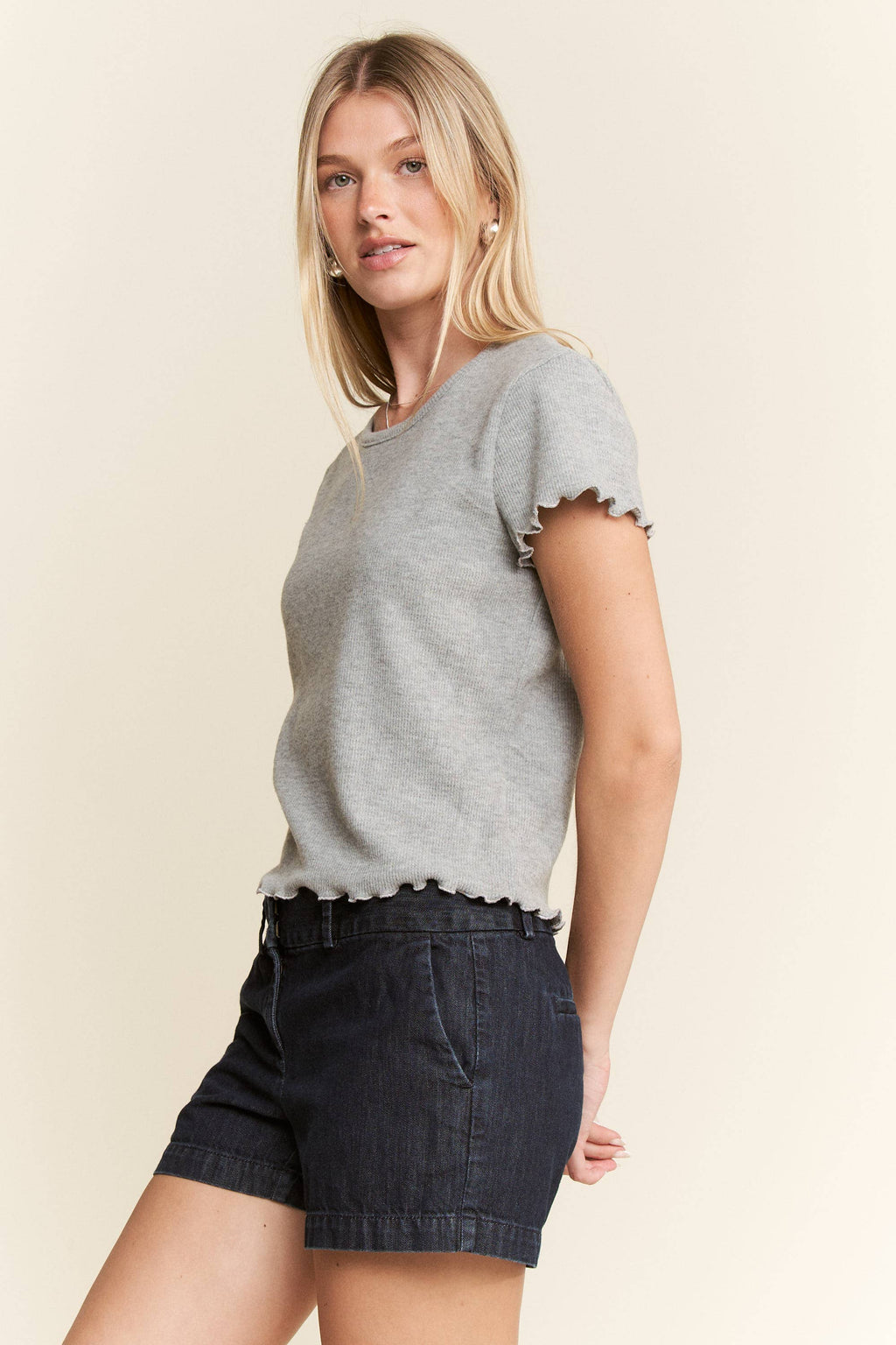 ruffle hem plus top