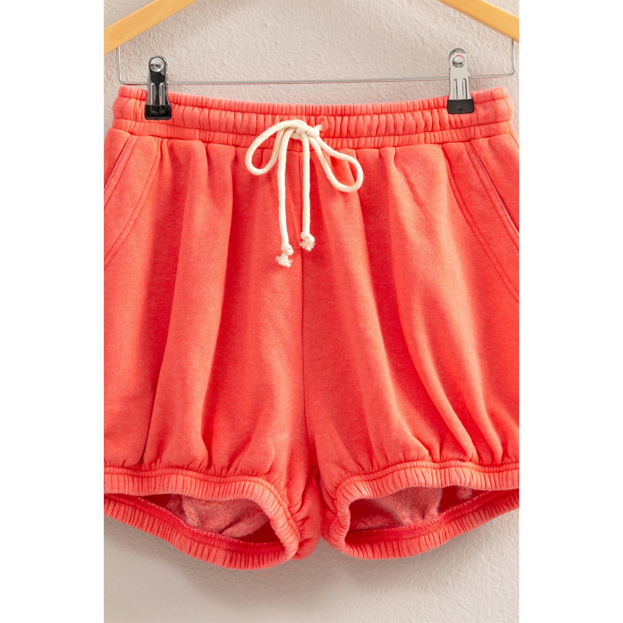 Drawstring Waist Bubbled Hem Shorts