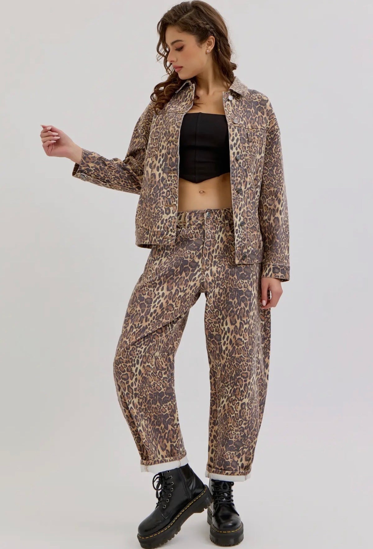 Barrel Leg Leopard Jean