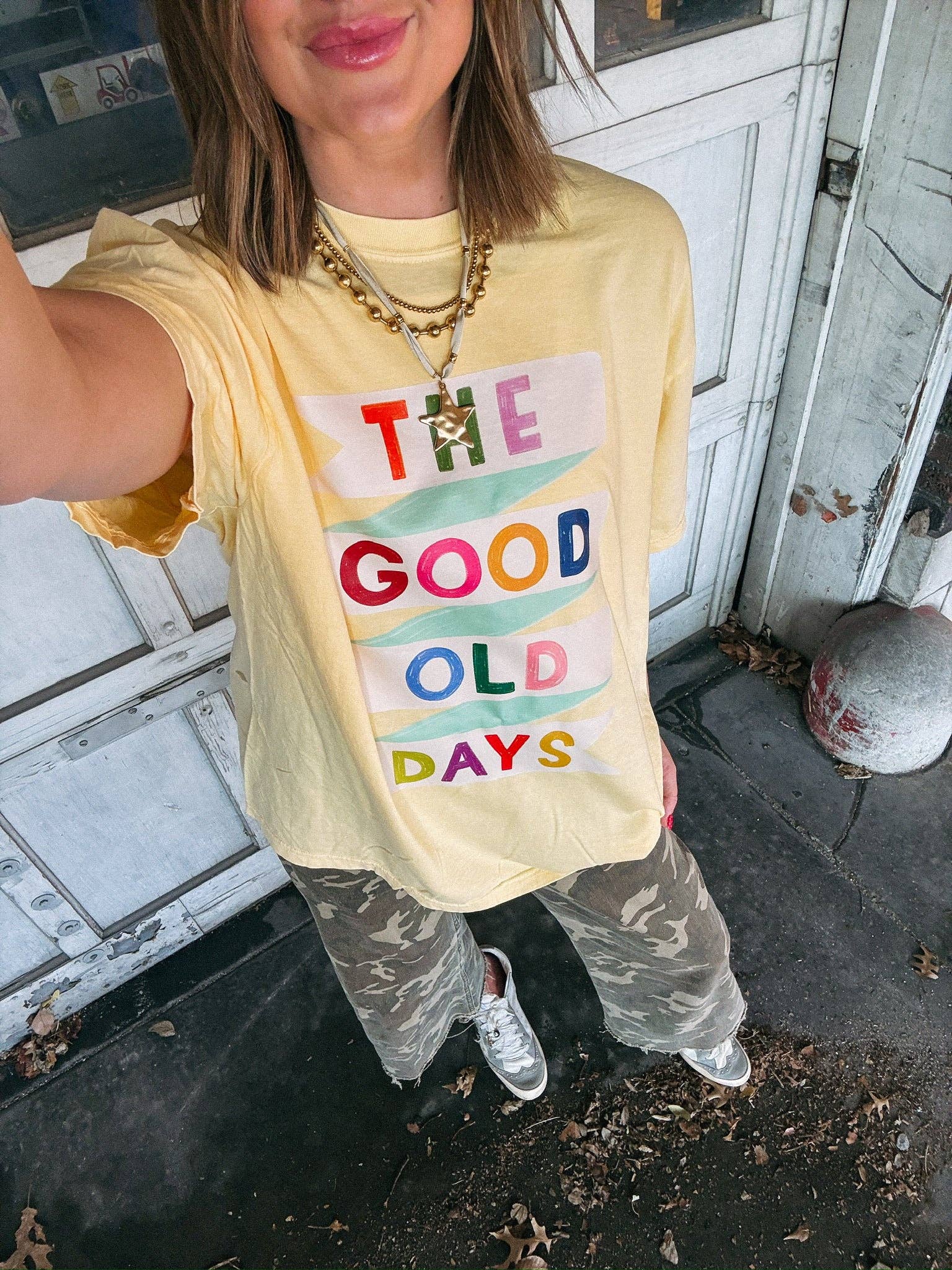 Good old days banner graphic tee - butter yellow