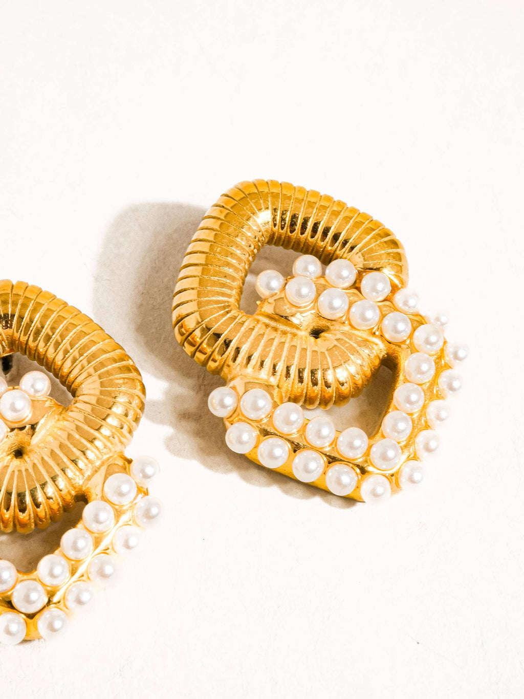 18K Gold Non-Tarnish Pearl Earring