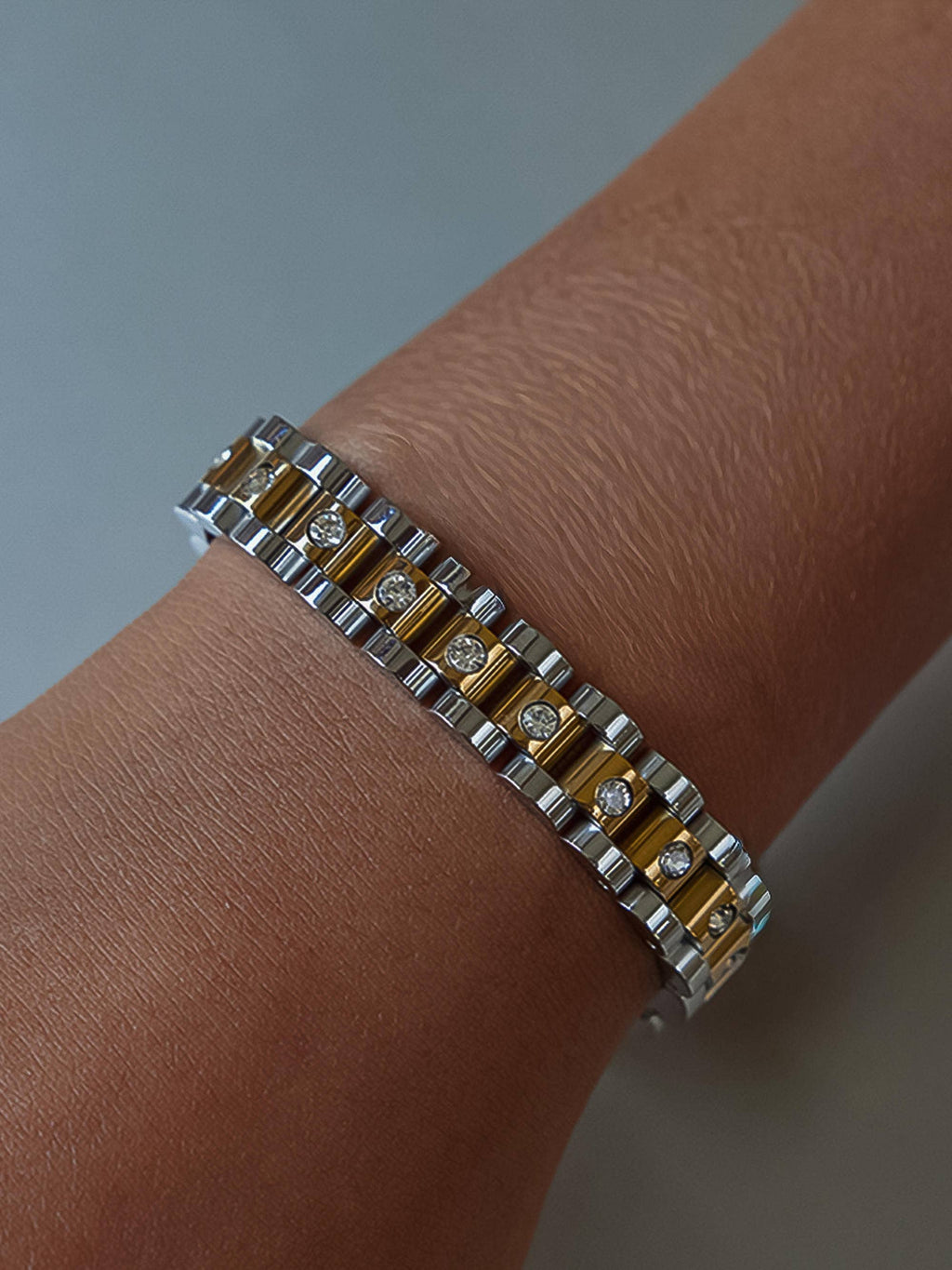 18K Gold Non-Tarnish Two-Tone Bracelet