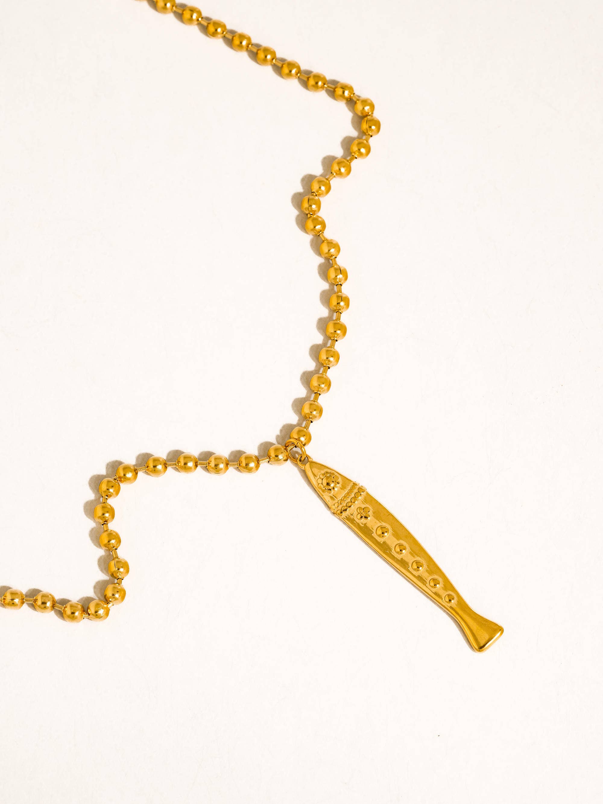 18K Gold Non-Tarnish Vintage Fish Necklace