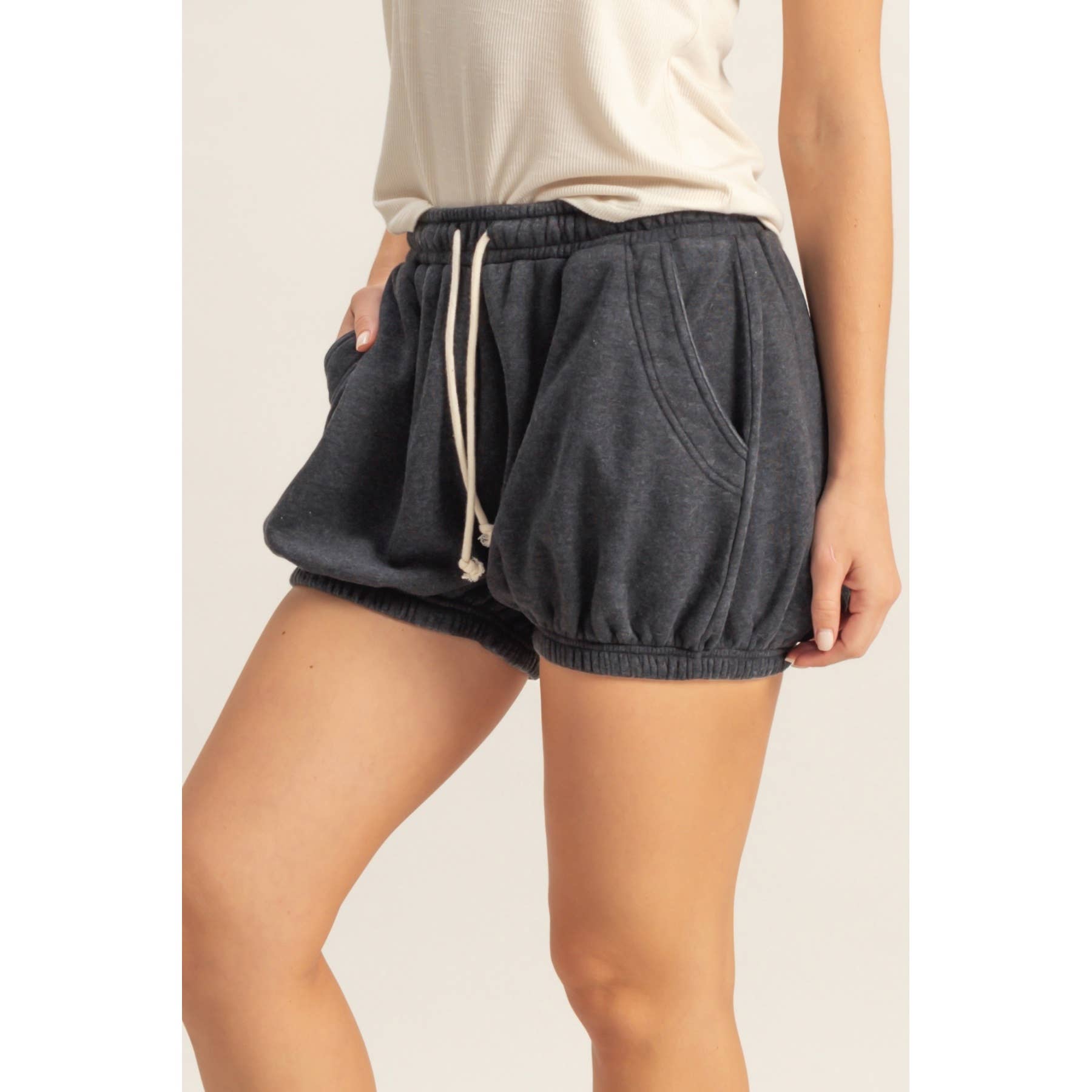 Drawstring Waist Bubbled Hem Shorts