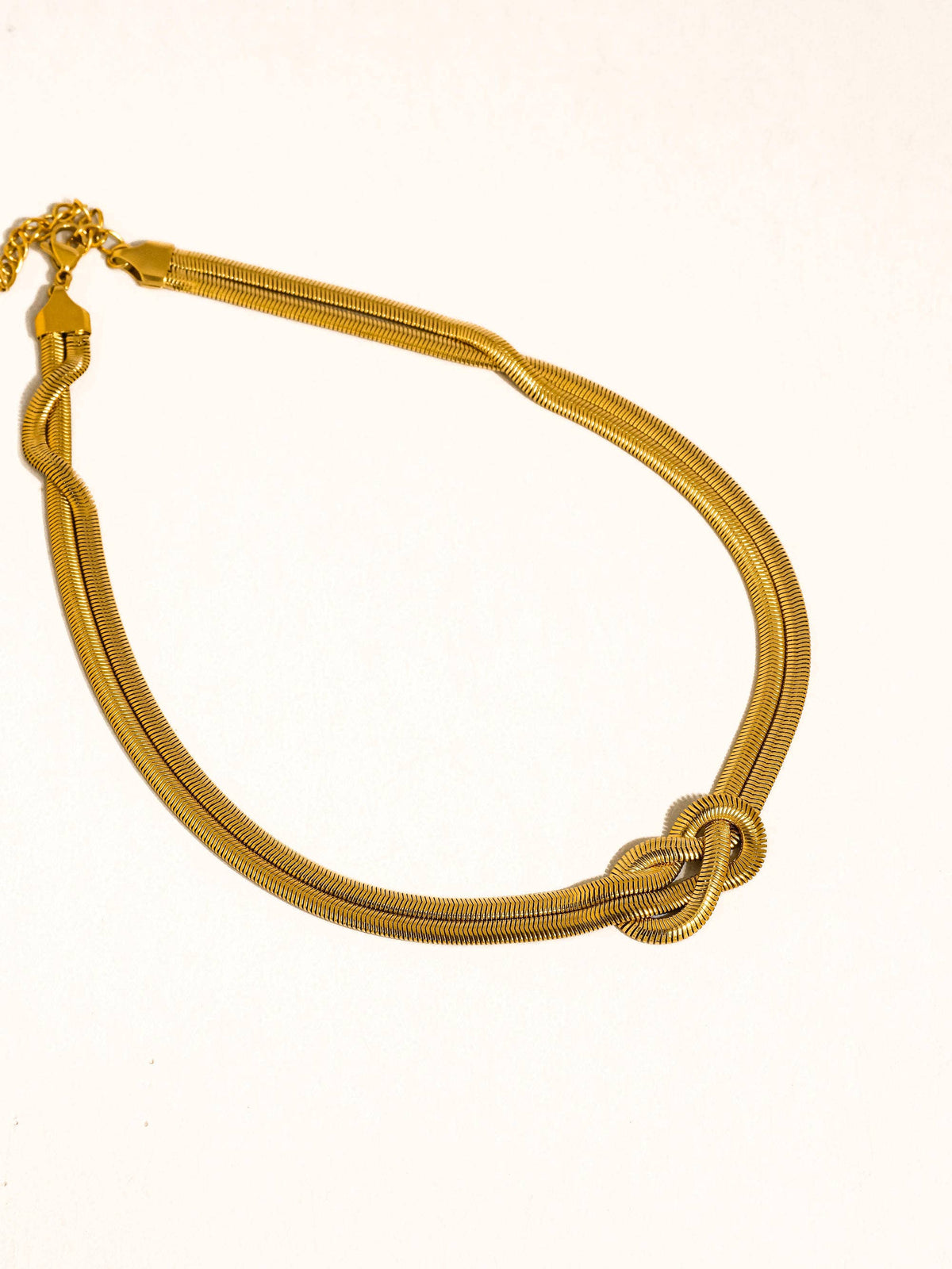 18K Gold Non-Tarnish Knot Necklace