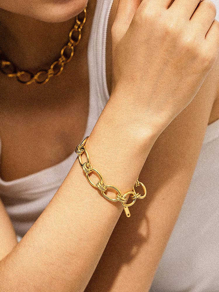18K Gold Non-Tarnish Bold Tila Bracelet